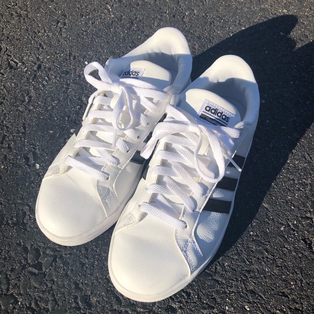 Wn’s Adidas Advantage Sneaker - white/black stripe